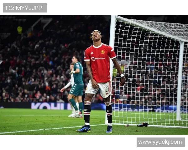 重庆羽毛球队边路渗透战术革新探讨与实践分析