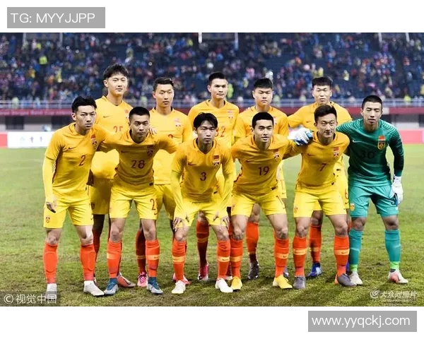 重庆足球队在全国锦标赛中的拼搏历程与荣耀时刻回顾